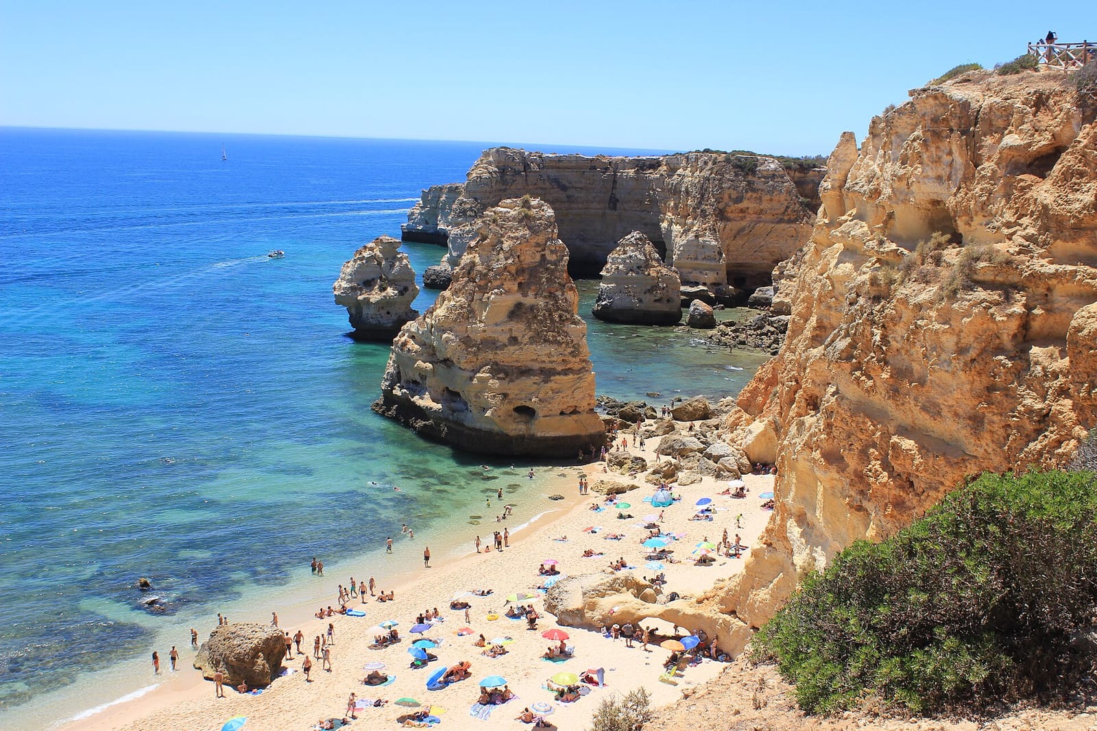 Praia da Marinha, Portugal — beach